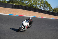 enduro-digital-images;event-digital-images;eventdigitalimages;mallory-park;mallory-park-photographs;mallory-park-trackday;mallory-park-trackday-photographs;no-limits-trackdays;peter-wileman-photography;racing-digital-images;trackday-digital-images;trackday-photos